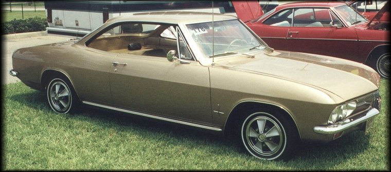 Corvair Monza sport coupe