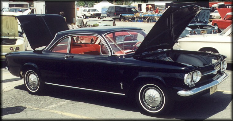 Tom Murrie's 1961 Monza club coupe in Tuxedo Black