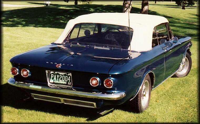 Marcus Miller's supercharged Corvair (106791 bytes)